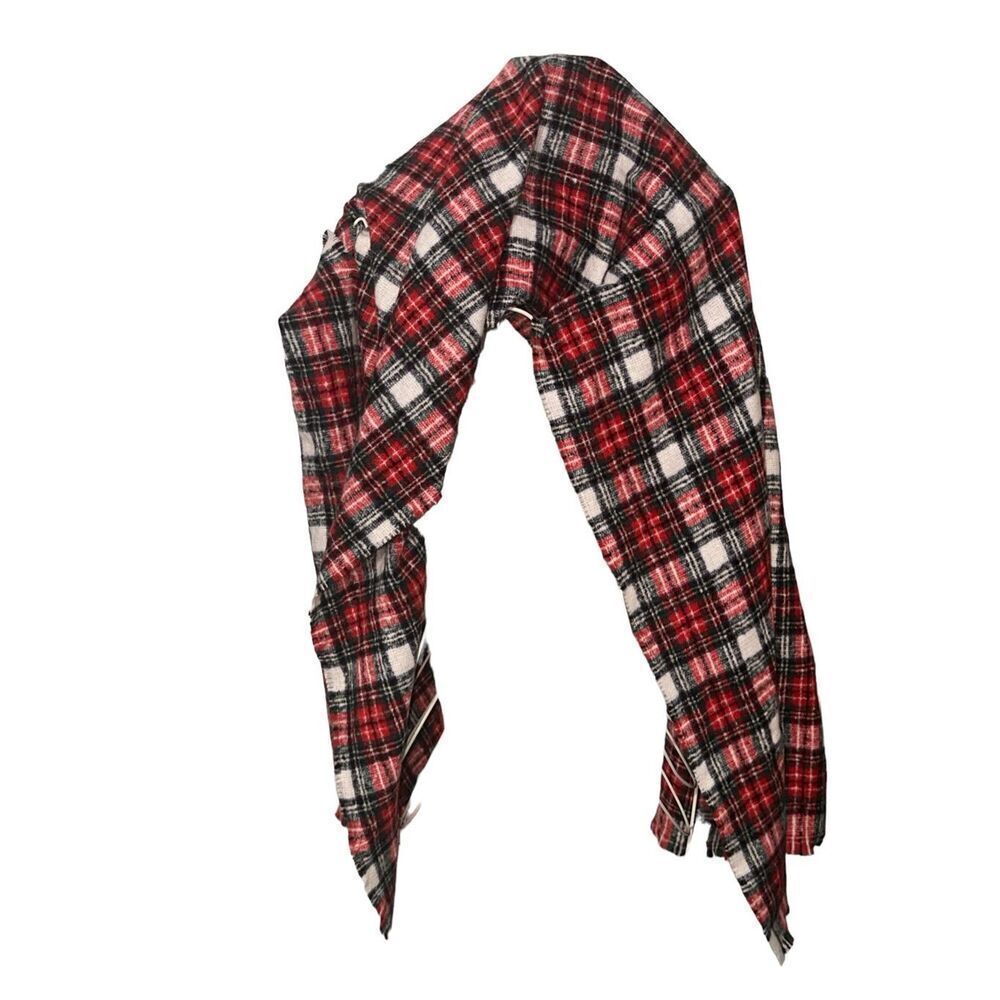 NEW WITH TAGS Old Navy Soft Large Red/Green Plaid Cozy Cold Weather Scarf - OS-